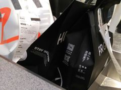 -喜茶(北京华贸购物中心店)