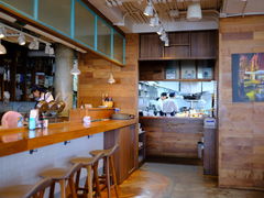 -ROAST coffee & eatery
