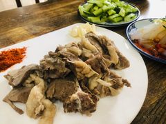 -壹阁胡羊焖饼(特色小吃街店)
