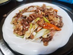-金卯白肉罩火烧