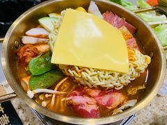 芝士部队火锅-姜胖胖首尔自助烤肉·街头小吃大排档(华熙店)