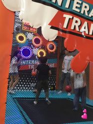 -动力星球家庭亲子游乐中心