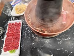 -楼外楼大刀肉传统火锅居(繁荣路店)