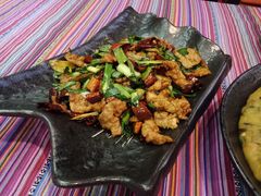 -香巴拉云南餐厅(华莱坞店)