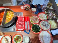 -夺欢喜贵州酸汤牛肉火锅(静安寺店)