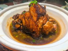 -老码头黑皮肘子锅包肉(赣水路店)