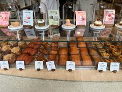 -VERIE BAKEHOUSE
