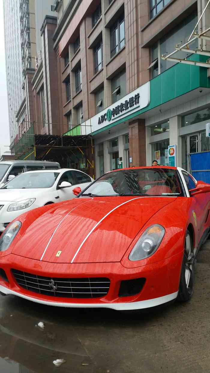 台银大厦-"台银大厦,位于武汉市江汉区常青路与江兴路.