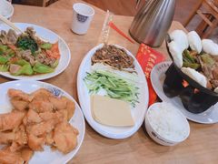 -篱笆院东北饺子王(欧阳路店)
