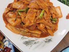 辣白菜炒饺子皮-陈聚德炒牛肉(樱花二路店)