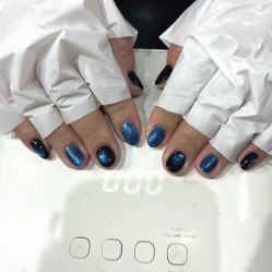 -进巍美甲美睫