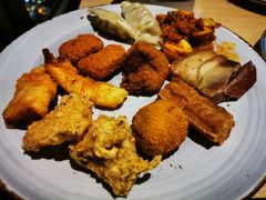 -悉尼塔旋转餐厅