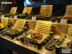 日式熟食-小天鹅戴斯酒店鲸鲨百汇创作料理