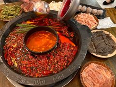 -黄潇洒老火锅(九眼桥宏济巷店)