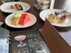 -深圳国际会展中心希尔顿酒店(前海华发冰雪世界店)