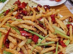 -黄泥岗·地道湖北菜(奥特莱斯店)