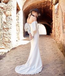 -MANLI BRIDAL婚纱