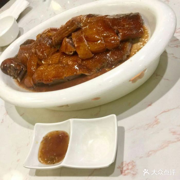 香港仔(凯瑟琳广场店)招牌深井烧鹅图片