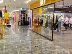 -王府井百货熙地港店