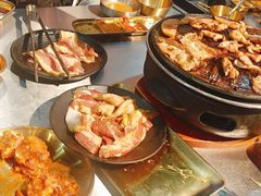 -胡悦里韩式烤肉(芝罘万达广场店)