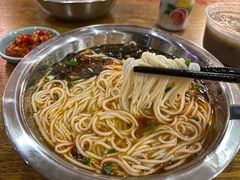 麻辣牛肉粉-红鼻子卤粉(总店)