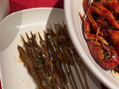 -龙巢盱眙龙虾·牛蛙·烧烤宵夜(八卦岭店)