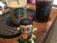 气致冷萃咖啡-星巴克(迪士尼小镇店)