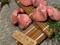 -黑牛の店·和牛烧肉(欢乐港湾店)