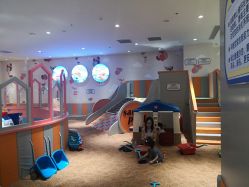 -乐多星球潮玩中心(沈阳嘉里城店)