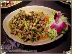 傣族七里香炒牛肉-花马天堂云南餐厅 Lost Heaven(高邮路店)