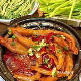 在深圳竟然也能吃到手工现炒底料的重庆火锅！