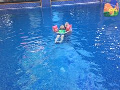 -贝贝鲸亲子游泳俱乐部(富城商楼店)