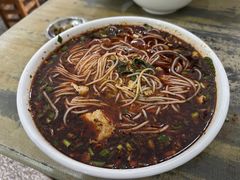 -龙树园麻辣米线