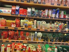 零售区-星巴克(上海虹桥南丰城办公楼店)