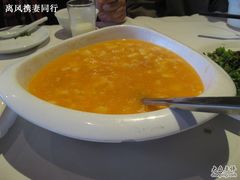 蟹黄豆腐-毛家饭店·30年融合新湘菜(无影山店)