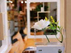 -光海书局(南京东路第一百货店)