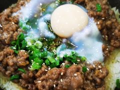 窝蛋牛肉煲仔饭-红星光发煲仔饭(大石街店)