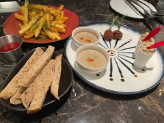 -LESCEDARS Brasserie Bistro香柏树