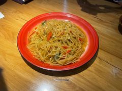 -先启半步颠小酒馆(虹桥龙湖天街店)