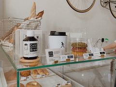 面包甜点陈列柜-常识咖啡common sense(春熙路店)