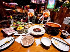 -老滇山寨•云南特色菜•地方菜•民族风情歌舞表演(金碧店)