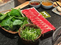 -三出山火锅(南京万象天地店)