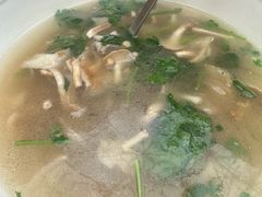 -蔼若春.传承三十年云南菜(金碧公园店)