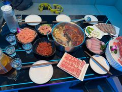 -唯爱KTV聚会餐厅(仙林东城汇店)