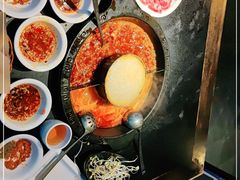 -怡品川宇火锅(宝立方店)