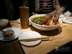 -嘉州叶婆婆钵钵鸡(建设路店)