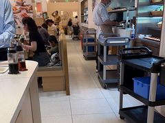 -斯普瑞斯奥特莱斯