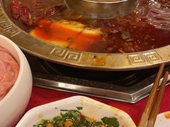 -山城年华老火锅(玉林店)
