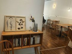 -Cafe Villa