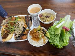 -食里香自助快餐(香槟小镇店)